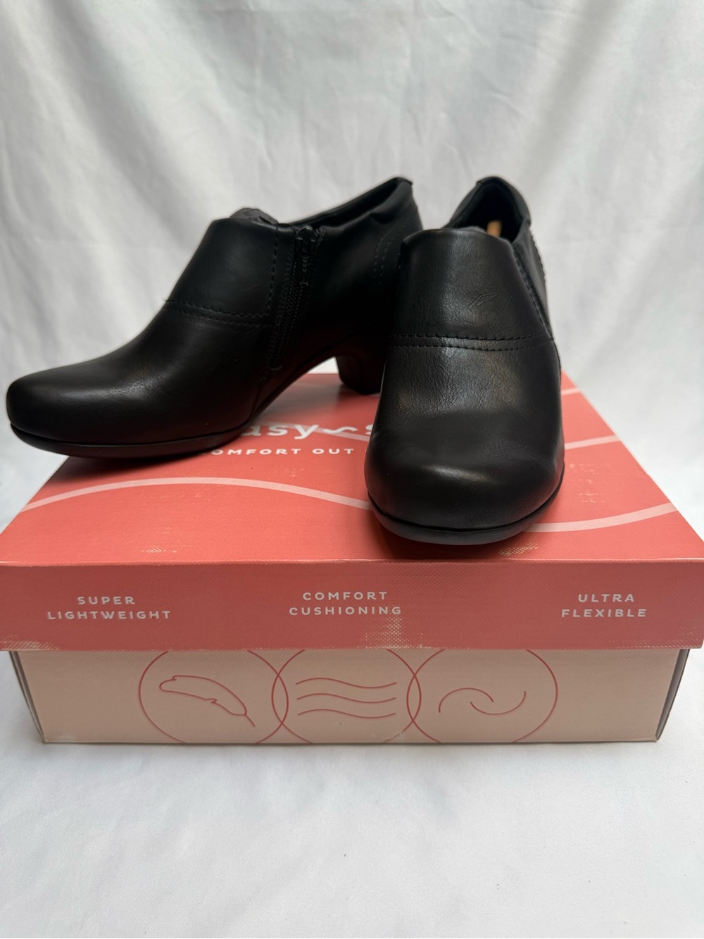 NEW Easy Spirit Caine3 Ankle Booties Womens Sz 7 Black Comfort Zip Up Retail $95